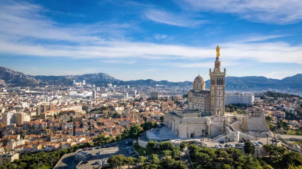 Vue Le Panoramique Vieux-port De * Marseille